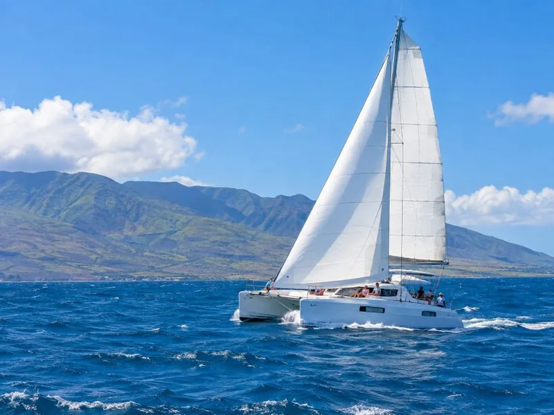 Molokini Snorkel & Performance Sail